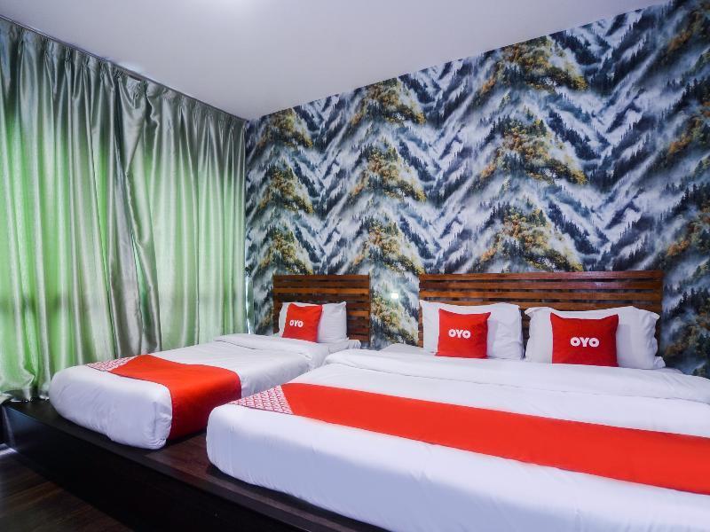 Oyo 1119 Memoire Express Hotel Kuching Buitenkant foto